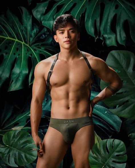 John Simamura (@minhomanalo) • Instagram photos and videos.